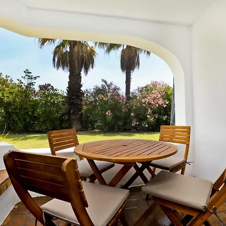 Club 98 - O Refugio Perfeito Ferienhaus