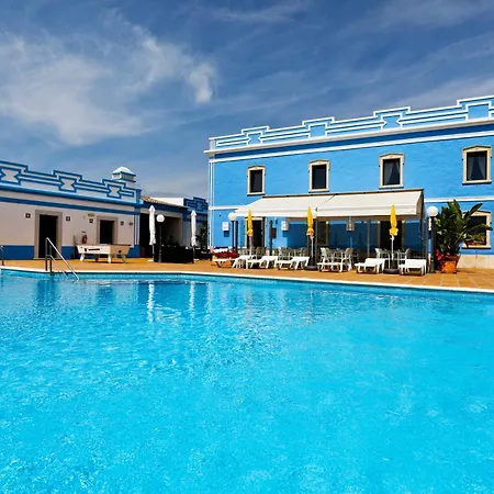 Club 98 - O Refugio Perfeito بيت للعطل